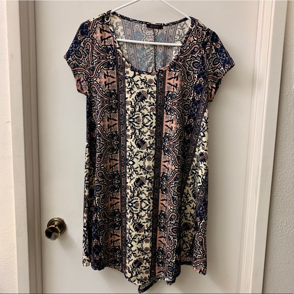 blue, pink, & white patterned dress - Picture 1 of 4